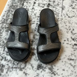 Crocs Monterey Sandals, black with silver